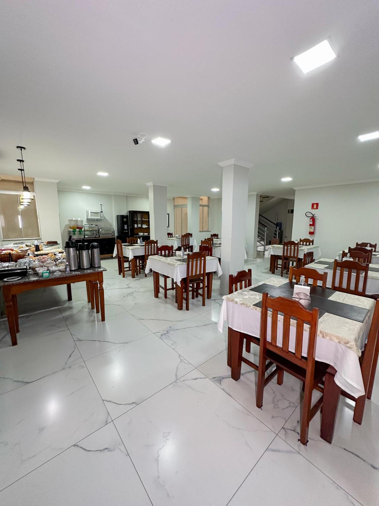 Apartamento Eldorado Economic